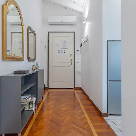 Appartement Pratello Elegante E Raffinata Mansarda *