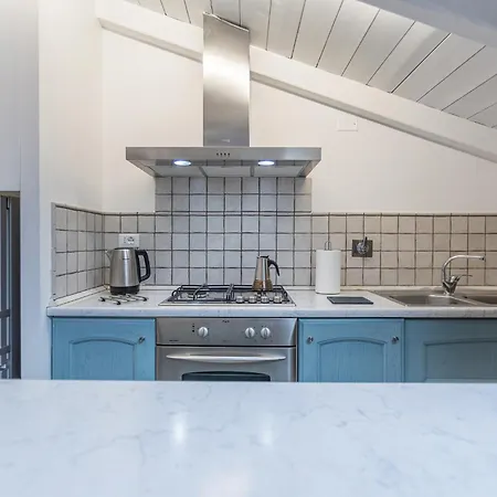 Appartement Pratello Elegante E Raffinata Mansarda