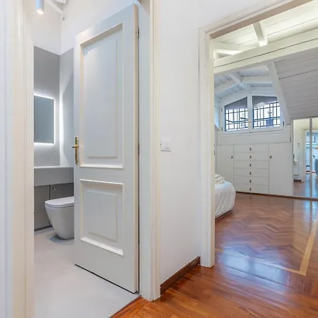 Pratello Elegante E Raffinata Mansarda Appartement Bologna